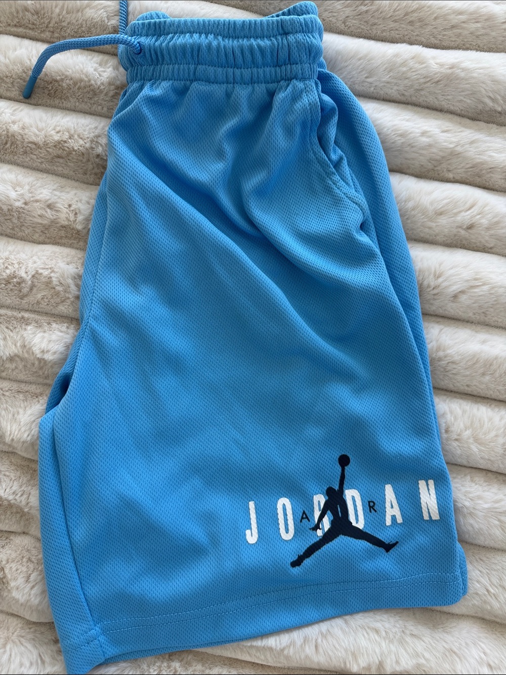 Jordan Basketball Shorts Boys size Large